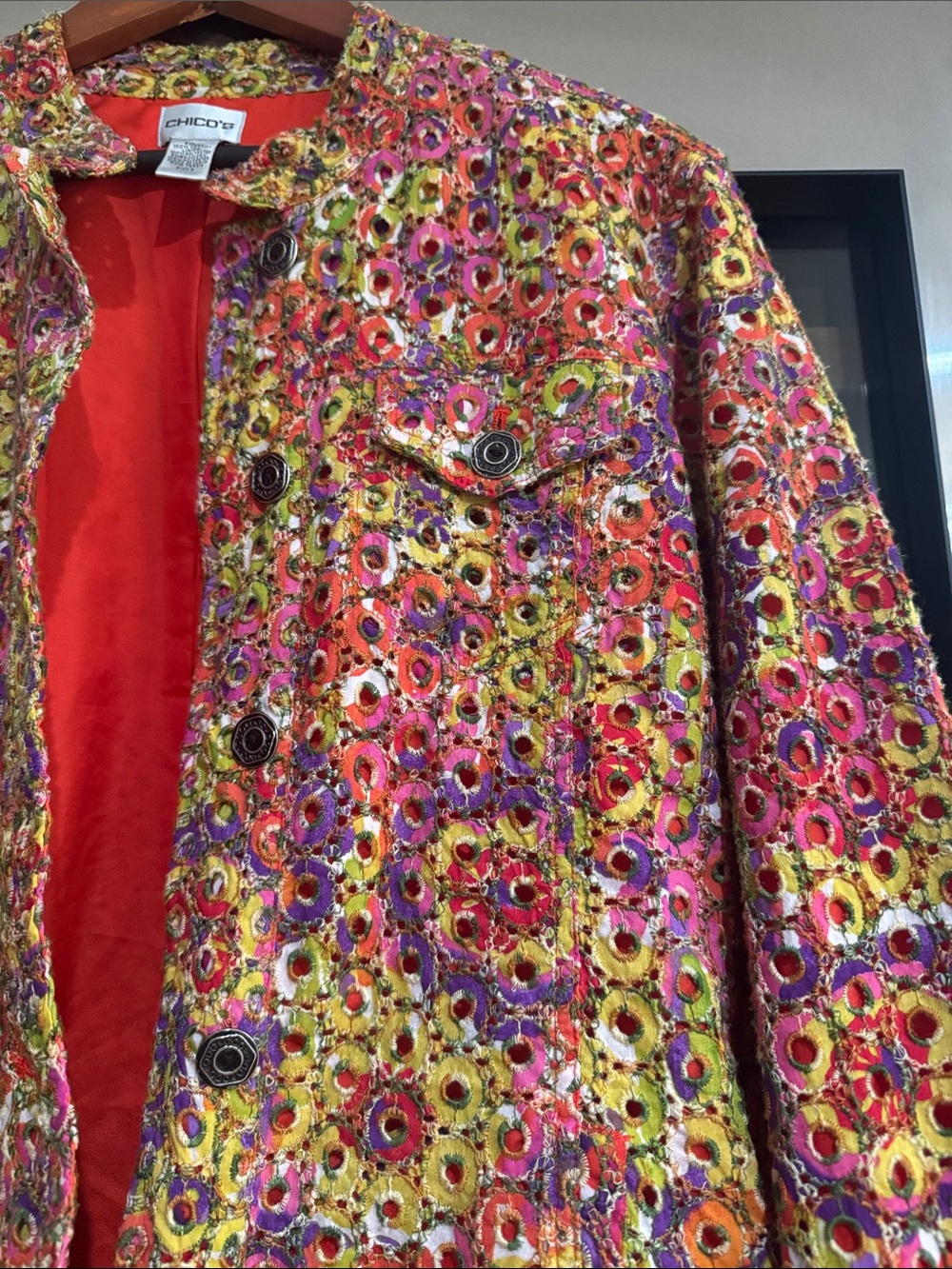 Chico’s Embroidered Multicolor Jacket Boho Art to Wear Cotton Size 3 - Picture 4 of 6